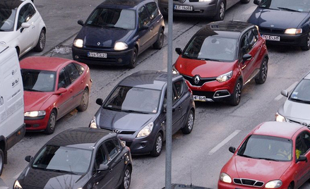 Warszawa: Przepalona żarówka sparaliżowała ścisłe centrum