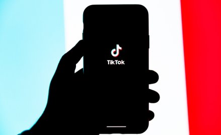 Co miesiąc TikToka odwiedza ponad miliard użytkowników.