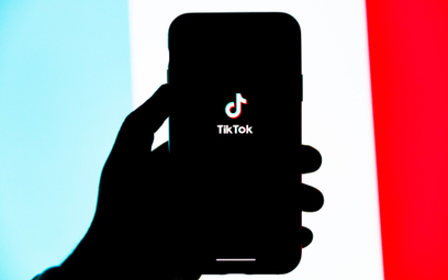 Co miesiąc TikToka odwiedza ponad miliard użytkowników.