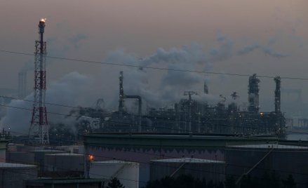 Władze Arabii Saudyjskiej potwierdziły wycenianą na ponad 100 mld dol. ofertę publiczną koncernu Ara