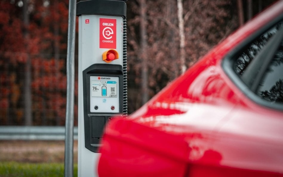 Stacja ładowania samochodów elektrycznych Orlen Charge
