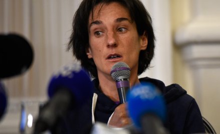 Elisabeth Revol dla "L'Equipe": Życie ludzi powinno być na pierwszym miejscu