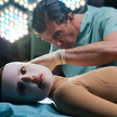 Antonio Banderas i Elena Anaya – chirurg plastyczny i jego ofiara w „Skórze, w której żyję” Pedro Al
