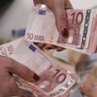 Spór z KE. Groźby finansowe zamiast dialogu