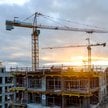 Większy wkład własny oznacza mniejszą sumę, która będzie oprocentowana w ramach kredytu mieszkaniowe