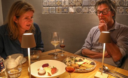 Karin Luiten odwiedziła restauracje w poznańskiej dzielnicy Jeżyce