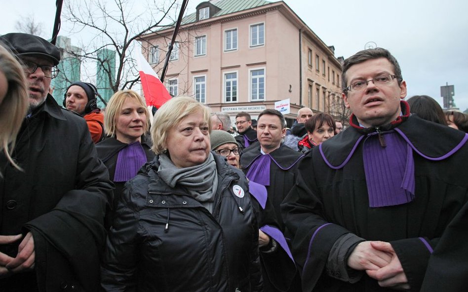 Miał być Marsz Tysiąca Tóg, było 15 tys. obywateli