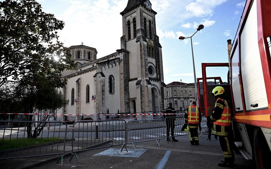 Trzęsienie ziemi we Francji. Jedna osoba ciężko ranna