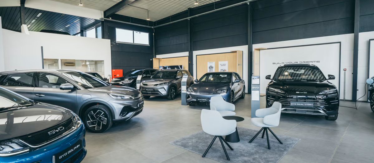 Generacja Z chce chińskich samochodów. Starsi Amerykanie wciąż im nie ufają