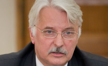 Witold Waszczykowski: Niszczenie rzeczy ze Smoleńska to barbarzyństwo