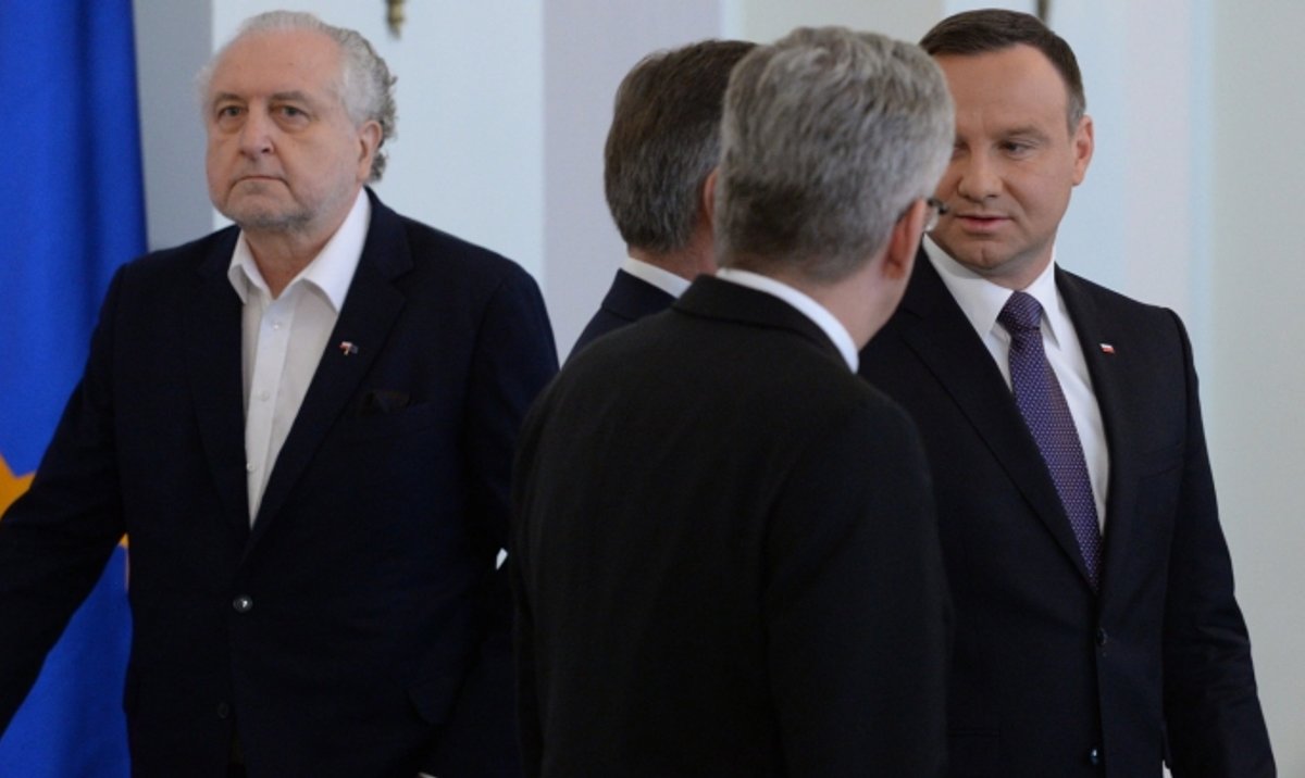 Kto Sprawuje Władzę Ustawodawczą W Polsce Kto ma władzę w Polsce? Polacy: Jarosław Kaczyński - rp.pl