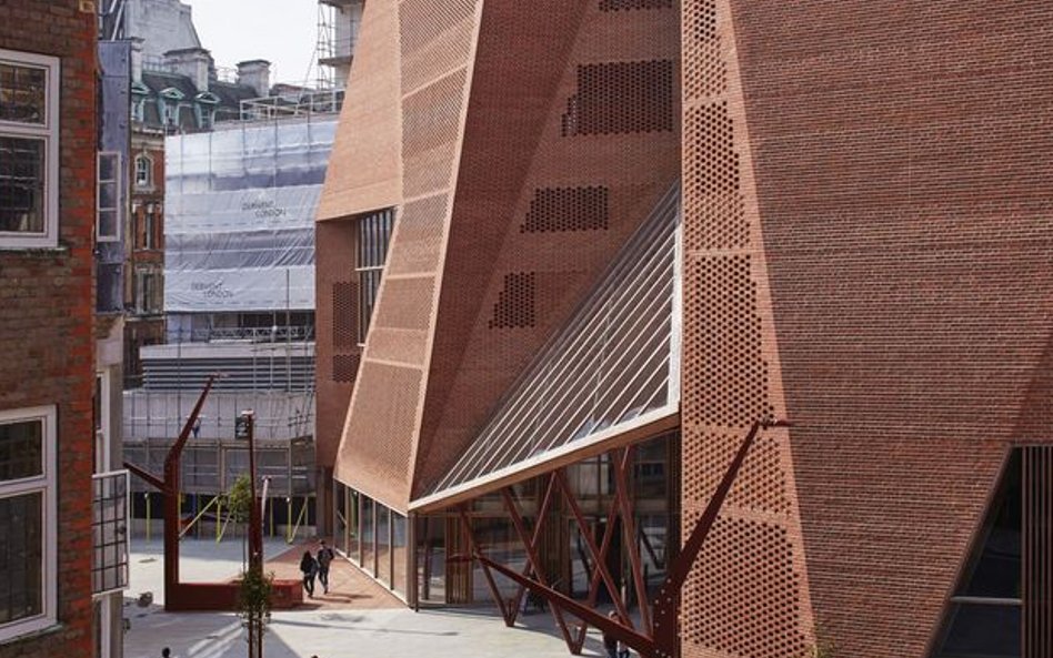 Centrum Studenckie Saw Swee Hock, Londyn. Fot. Dennis Gilbert
