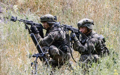 Rezerwiści bez pensji i rekompensaty. Winne niejasne przepisy