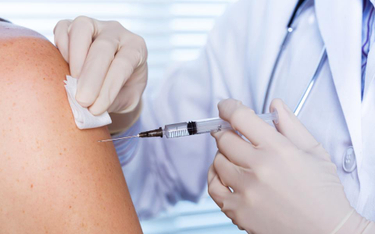 Szczepionka na grypę dla pracownika bez podatku - nowe przepisy od 8 grudnia 2020