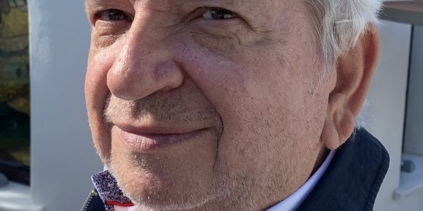 Juliusz Machulski: dobrze, iż nasza drużyna nie gra w Ameryce - znów byłaby to tortura nadziei