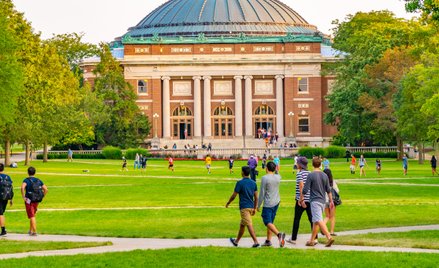 More Perfect Union ogłosiła, że wkracza na amerykańskie kampusy z inicjatywą More Perfect University