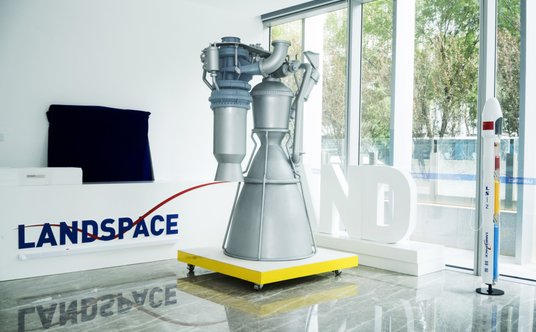 Chiński start-up pracuje nad nowym napędem. Metan ma zastąpić wodór