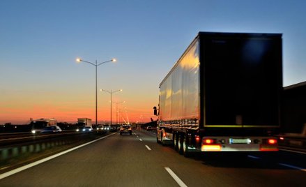 Drogi zachodnie, a w sercach Wschód - komentuje Wojciech Tumidalski