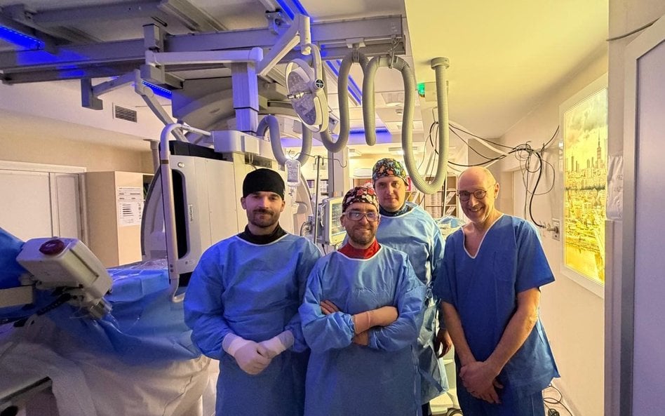 Zastosowanie urządzenia eCLIPs otwiera nowe możliwości w leczeniu tętniaków o szerokiej szyi.