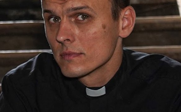 ks. Rafał Główczyński znany szerzej jako „Ksiądz z Osiedla”