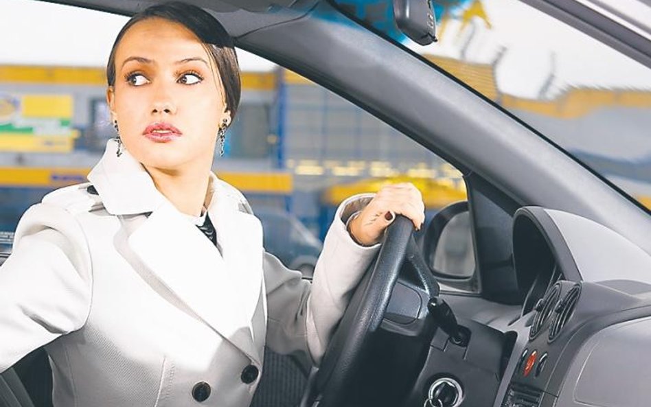 Służbowe auto do celów prywatnych ryczałt kwotowy a pojemność silnika