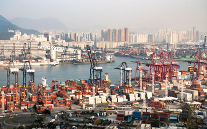 Ostry spadek obrotów Hongkongu z zagranicą