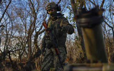 Ukraiński żołnierz na froncie w obwodzie chersońskim