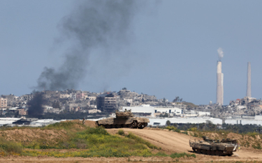 Izraelskie czołgi w pobliżu granicy Strefy Gazy