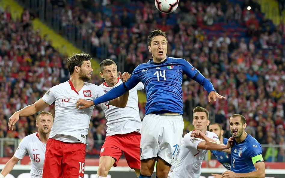 Lewandowski: Taktyka ze skrzydłowymi nam bardziej odpowiada
