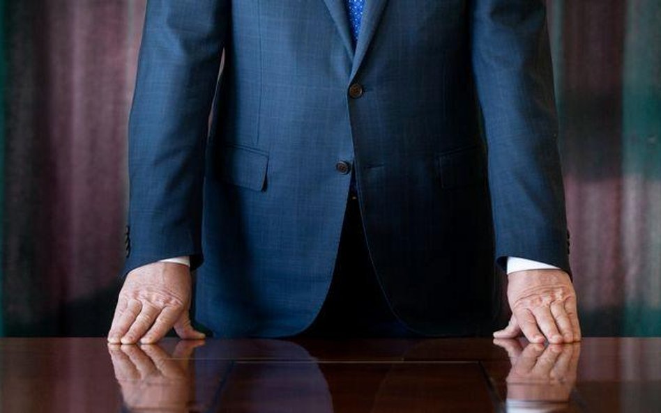 Służba cywilna: dyrektor w urzędzie bez oceny
