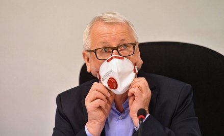 Koronawirus. Skąd pomysł płatności za szczepienia? Prof. Matyja tłumaczy