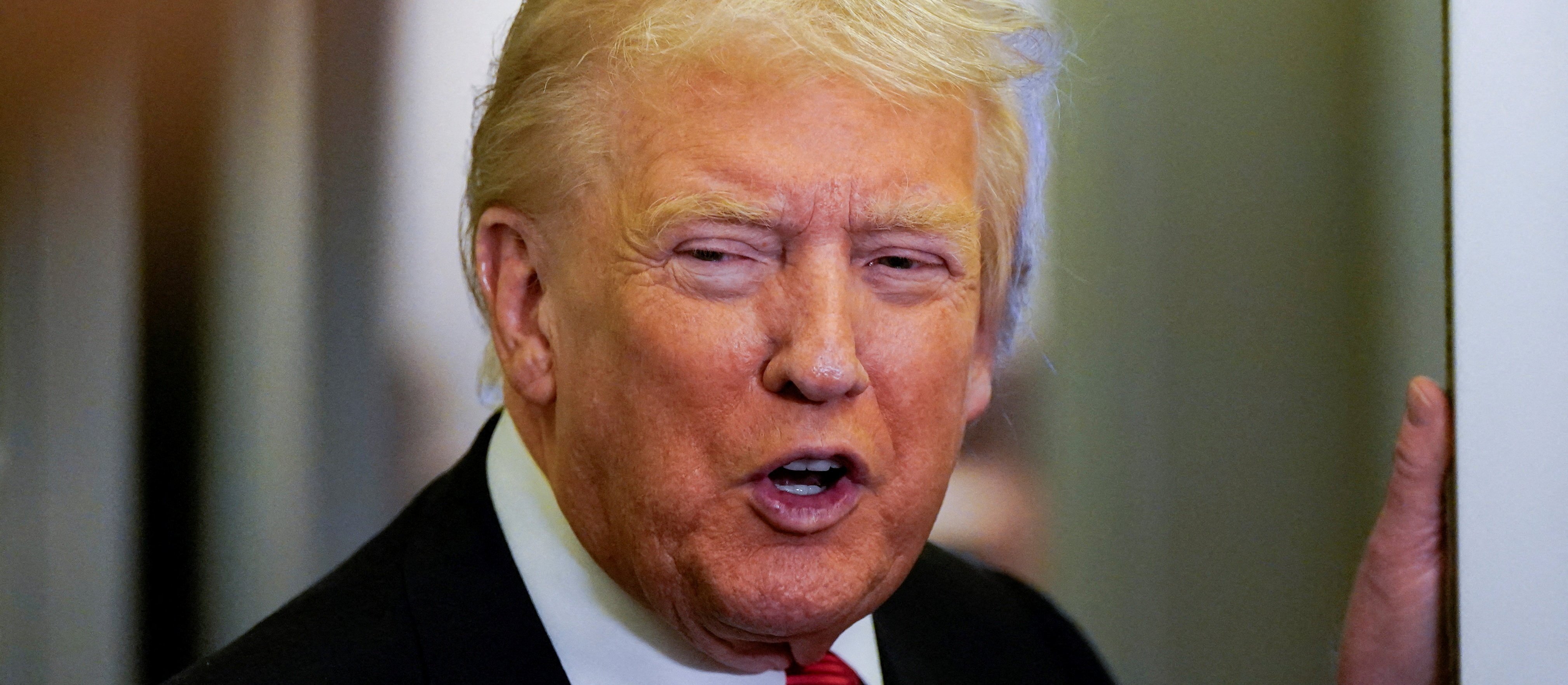 Поддержка Дональда Трампа падает. Президент США написал о «плохих и коррумпированных» СМИ