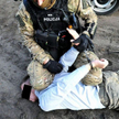 Policja kilka razy w roku organizuje duże operacje wymierzone w „sieciowych” pedofilów