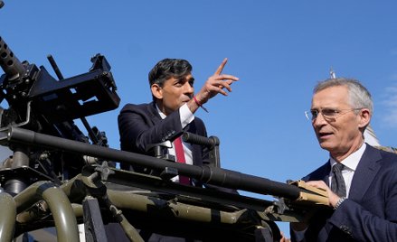 Rishi Sunak i Jens Stoltenberg