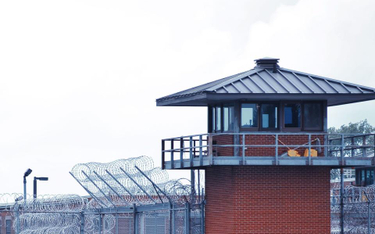 Lustracja w więzieniach. Ministerstwo Sprawiedliwości weryfikuje funkcjonariuszy Służby Więziennej