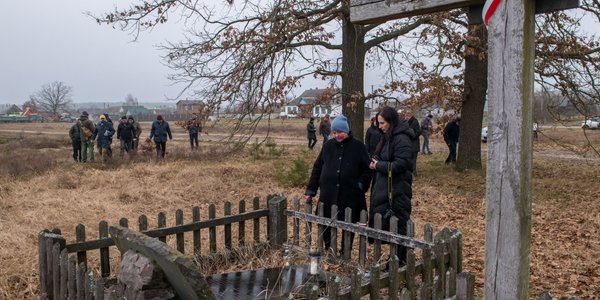Zbrodnia wołyńska bez prawnego rozliczenia. Ukraina nie przekazuje akt