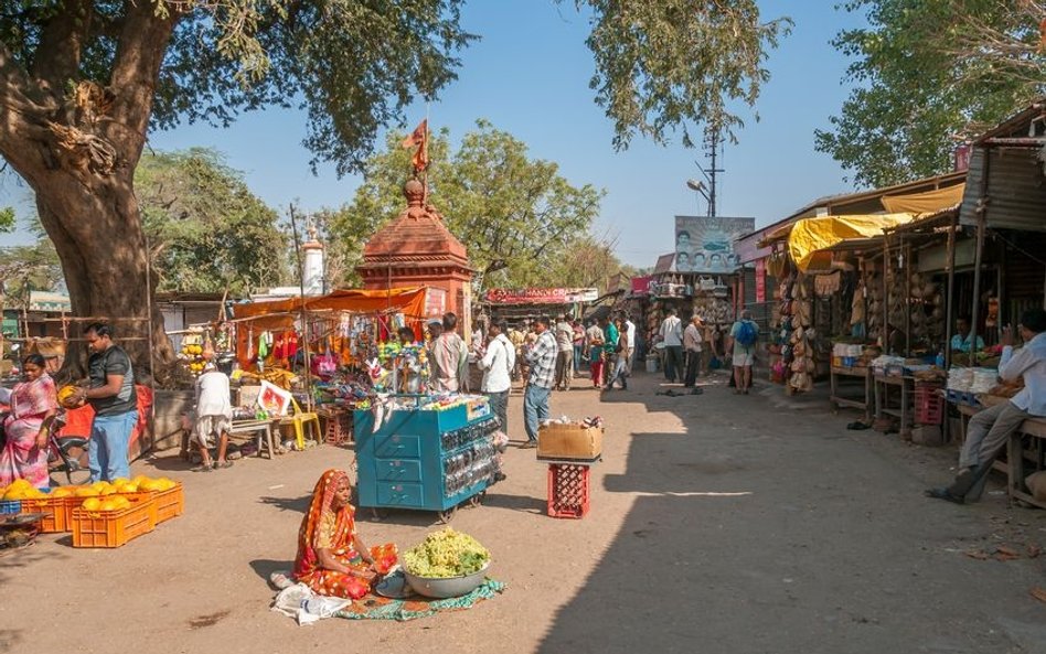 "Nikt nie będzie biedny w Indiach". Opozycja obiecuje dochód podstawowy