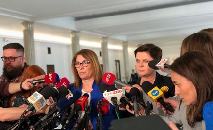Szydło i Mazurek dziękują ZNP. Zmiana prawa "na wszelki wypadek"