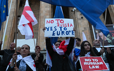 Protesty przeciwko gruzińskiemu prawu o "zagranicznych agentach"