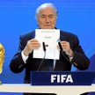 Ówczesny szef FIFA Sepp Blatter informuje, że mundial w roku 2022 zorganizuje Katar