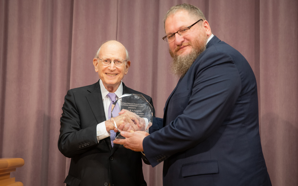 Przewodniczący United States Holocaust Memorial Museum Amb. Stuart Eizenstat oraz  dyrektor Muzeum A