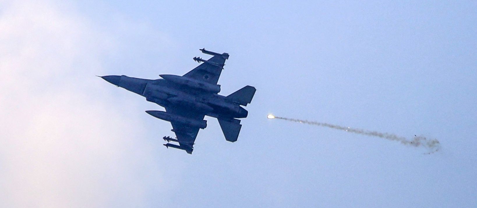 Drony zaatakowały ambasadę USA. Beniamin Netanjahu: Wojna może trochę potrwać