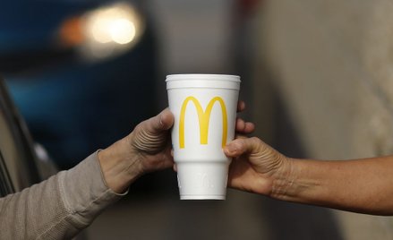 Nie została wpuszczona w hidżabie. McDonald’s przeprasza