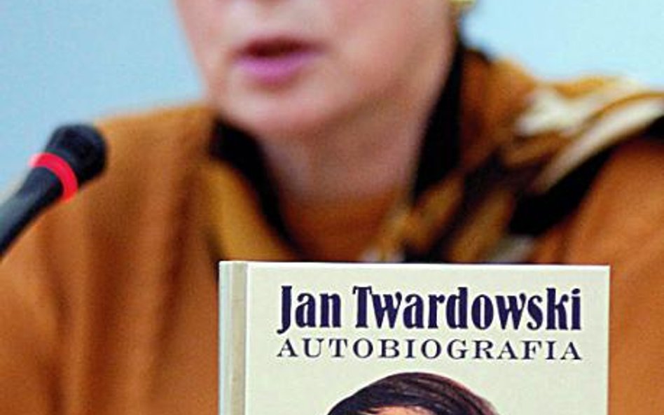 Aleksandra Iwanowska uporządkowała wiele spraw ks. Jana Twardowskiego