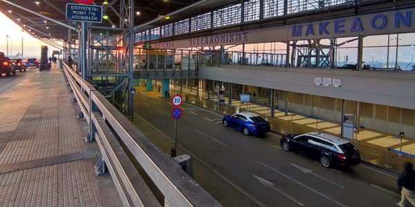 Grecja: Rośnie ruch lotniczy poza sezonem, Polacy w czołówkach rankingów