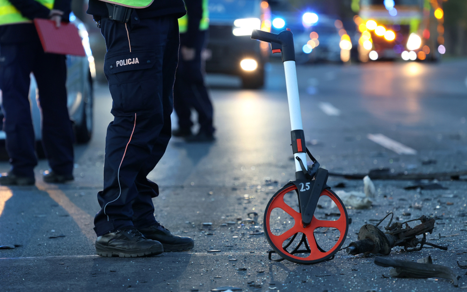 Prokuratura przekazała nowe ustalenia w sprawie katastrofy na trasie S2