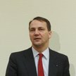 Radosław Sikorski: Nikt nie wyprzedzi Macierewicza w budowaniu teorii spiskowych