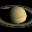 Bliskie spotkanie sondy Cassini z Saturnem