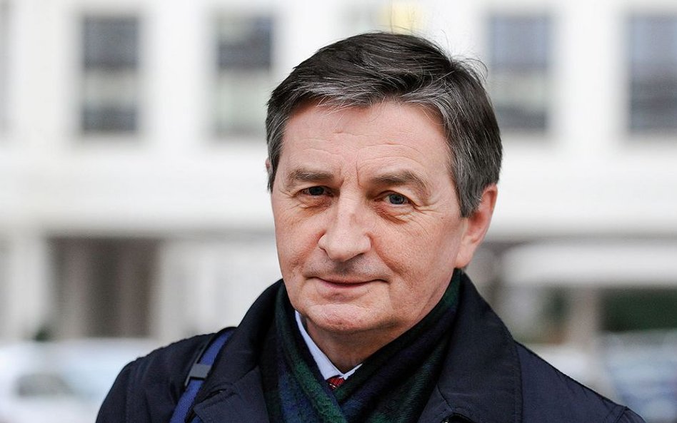 Powrót Marka Kuchcińskiego. Został szefem komisji za nowego ministra