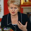 Prezydent Litwy Dalia Grybauskaite (z lewej) i eurodeputowana Danuta Hübner wciąż otrzymują pensje u